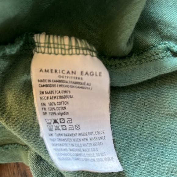 American Eagle t-shirt, size XS - Picture 4 of 4
